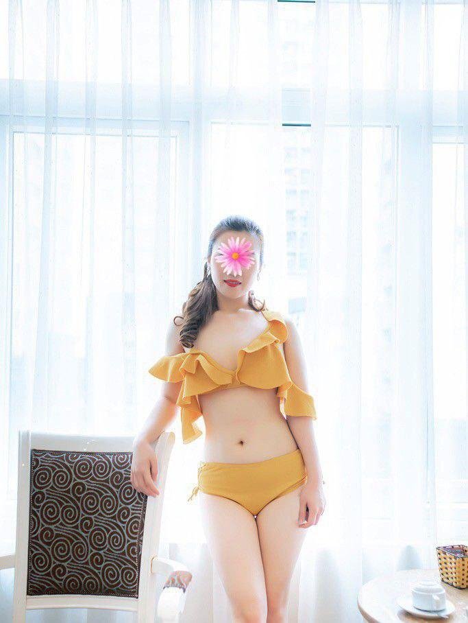 Lyly-Bím Cực Non Dáng Mình Dây dâm tình